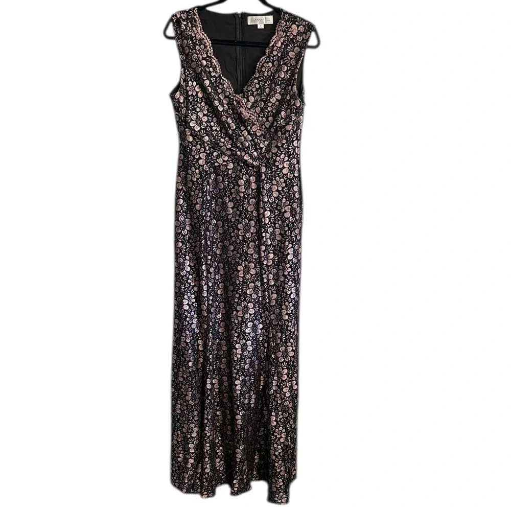 Tahari Arthur S. Levine Black Floral Lace Gown Champagne Lining Size 12 - Picture 2 of 12